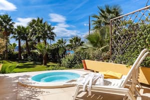 thumbnail: Terrace/patio
