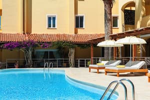 thumbnail: Outdoor pool