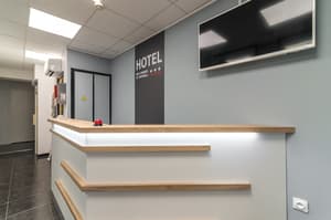thumbnail: Reception