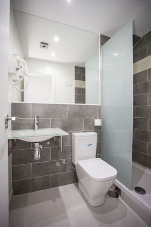 thumbnail: Bathroom