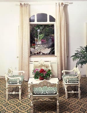 thumbnail: Interior