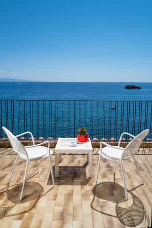 thumbnail: Terrace/patio