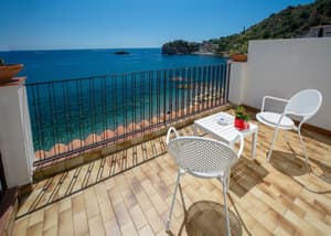 thumbnail: Terrace/patio