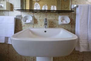 thumbnail: Bathroom