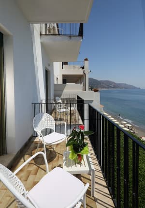 thumbnail: Balcony