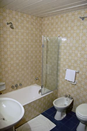 thumbnail: Bathroom