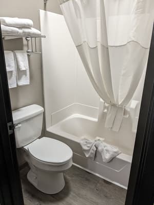 thumbnail: Bathroom