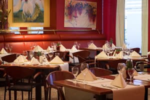 thumbnail: Restaurant