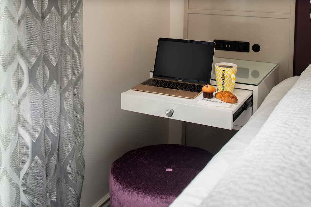 In-room business center