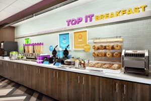 thumbnail: Breakfast area