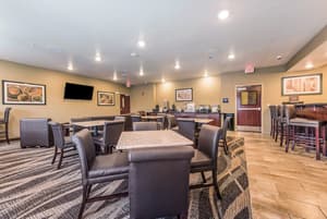 thumbnail: Breakfast area