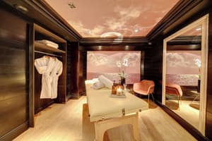 thumbnail: Treatment room