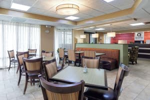 thumbnail: Breakfast area