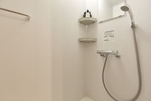 thumbnail: Shared bathroom