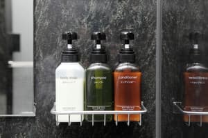 thumbnail: Bathroom amenities