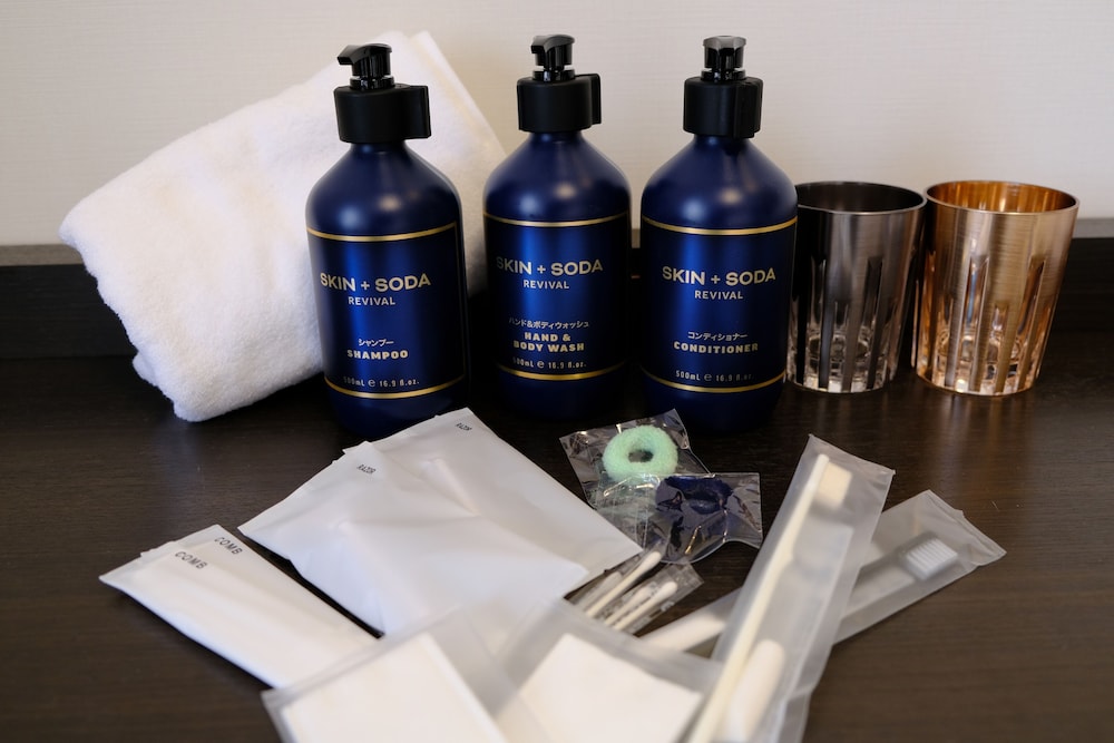 Bathroom amenities