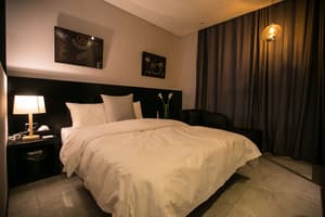 thumbnail: Room