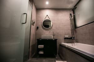thumbnail: Bathroom