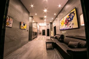thumbnail: Lobby sitting area