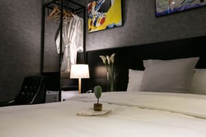thumbnail: Room