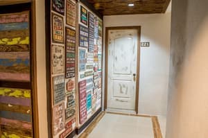 thumbnail: Interior