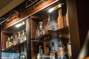 thumbnail: Bar (on property)
