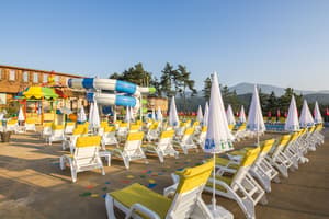 thumbnail: Outdoor pool