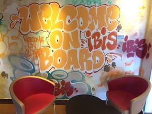 thumbnail: Bar (on property)