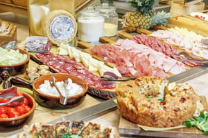 thumbnail: Breakfast buffet
