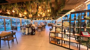 thumbnail: Restaurant