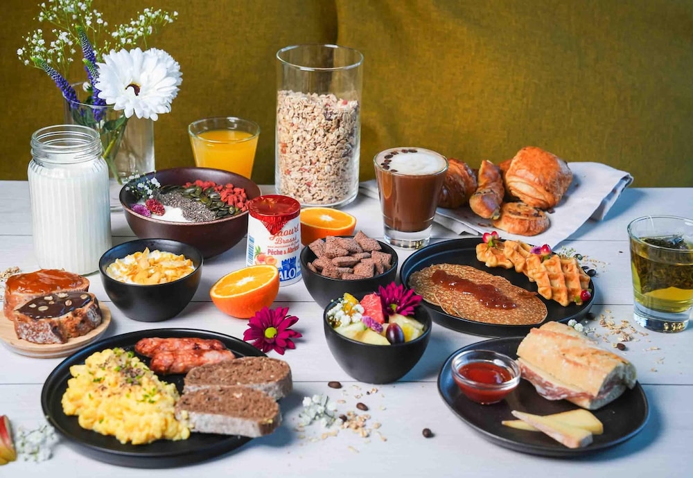 Breakfast meal