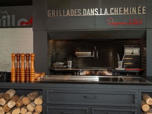 thumbnail: Restaurant
