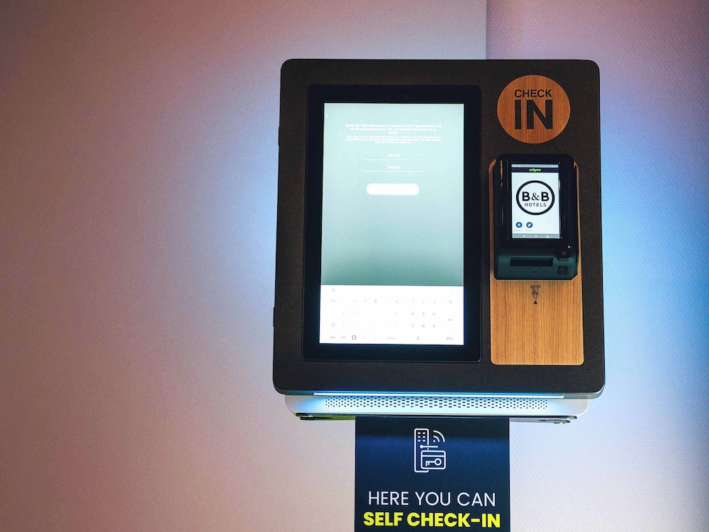 Check-in/check-out kiosk