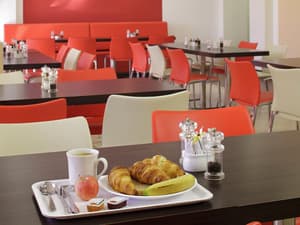 thumbnail: Restaurant