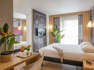 thumbnail: Room