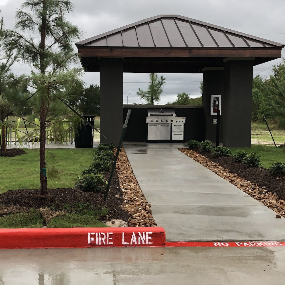 BBQ/picnic area