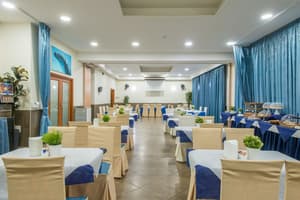 thumbnail: Dining