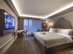 thumbnail: Room