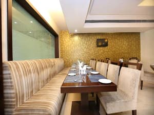thumbnail: Restaurant