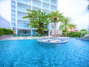 thumbnail: Pool