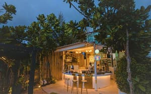 thumbnail: Beach bar