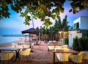 thumbnail: Beach bar