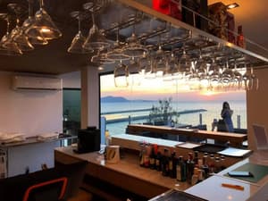 thumbnail: Bar (on property)