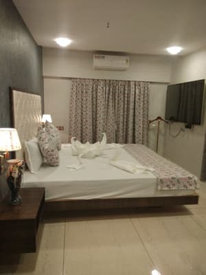 thumbnail: Room