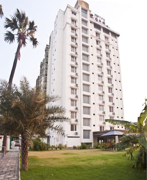 thumbnail: Exterior