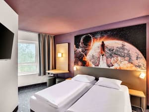 thumbnail: Room