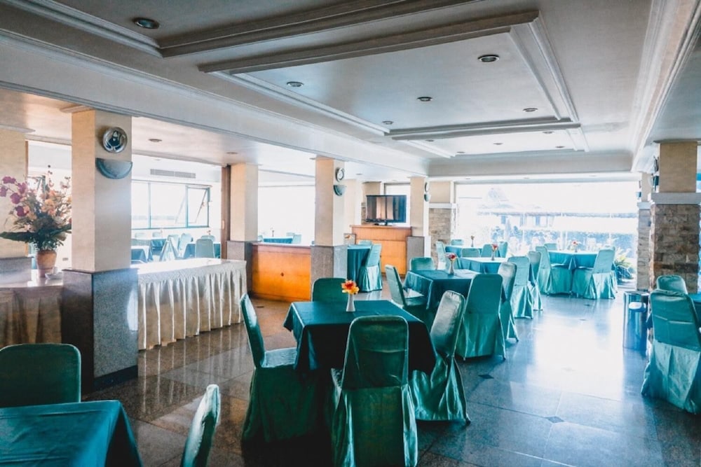 Restaurant-cafeteria