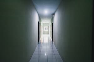 thumbnail: Hallway