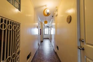 thumbnail: Interior detail