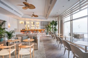 thumbnail: Bar (on property)